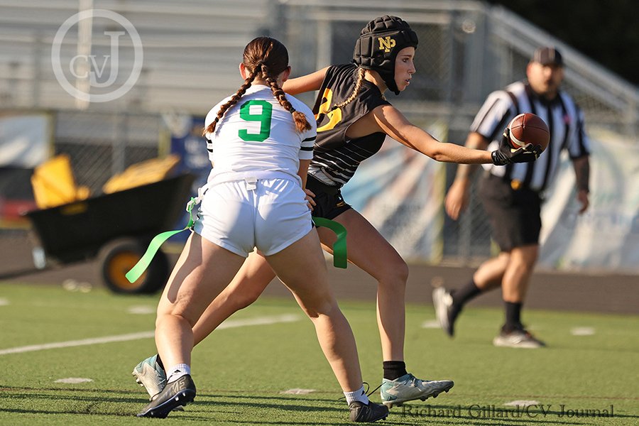 FLAG FOOTBALL: Thousand Oaks @ Newbury Park FLAG FOOTBALL: Thousand Oaks @ Newbury Park