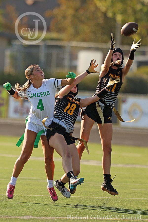 FLAG FOOTBALL: Thousand Oaks @ Newbury Park FLAG FOOTBALL: Thousand Oaks @ Newbury Park