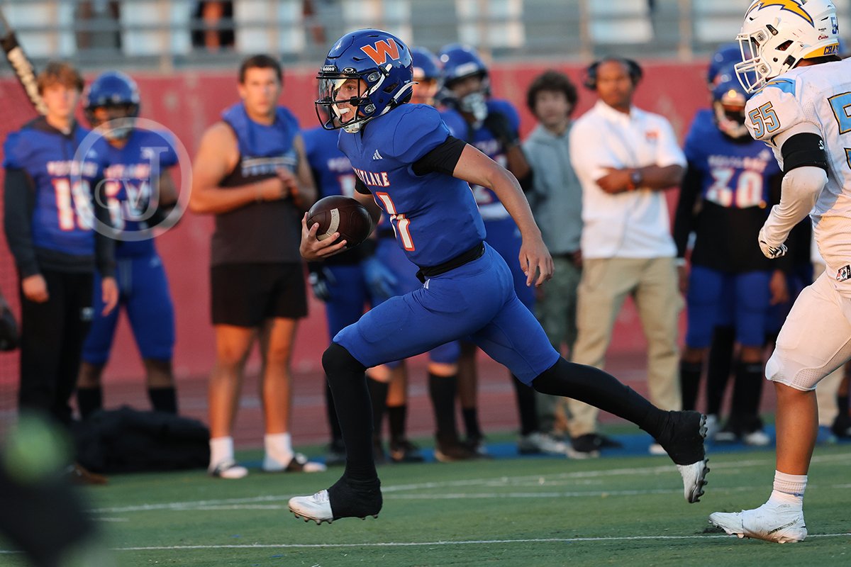 FOOTBALL: Agoura @ Westlake FOOTBALL: Agoura @ Westlake