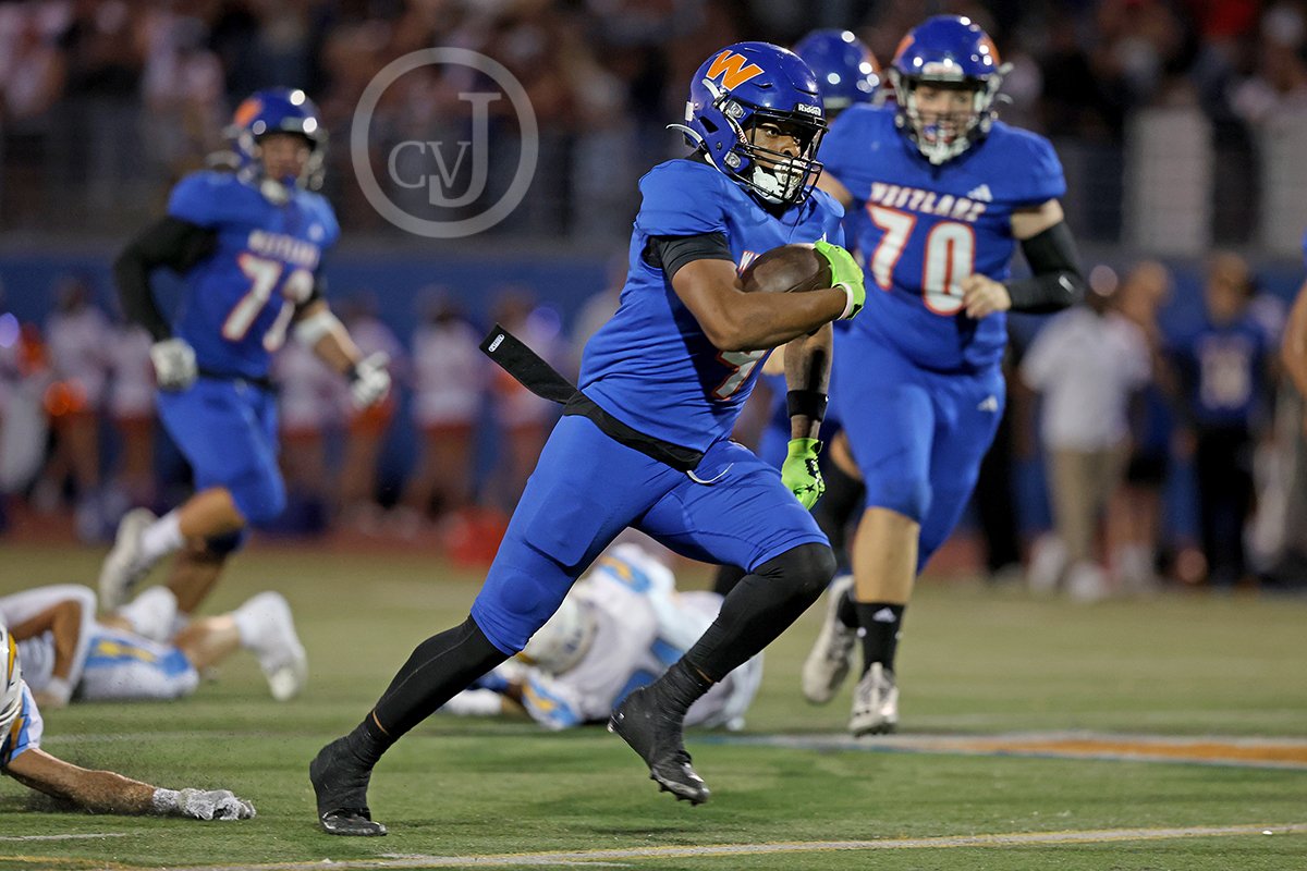 FOOTBALL: Agoura @ Westlake FOOTBALL: Agoura @ Westlake