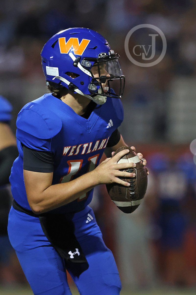 FOOTBALL: Agoura @ Westlake FOOTBALL: Agoura @ Westlake
