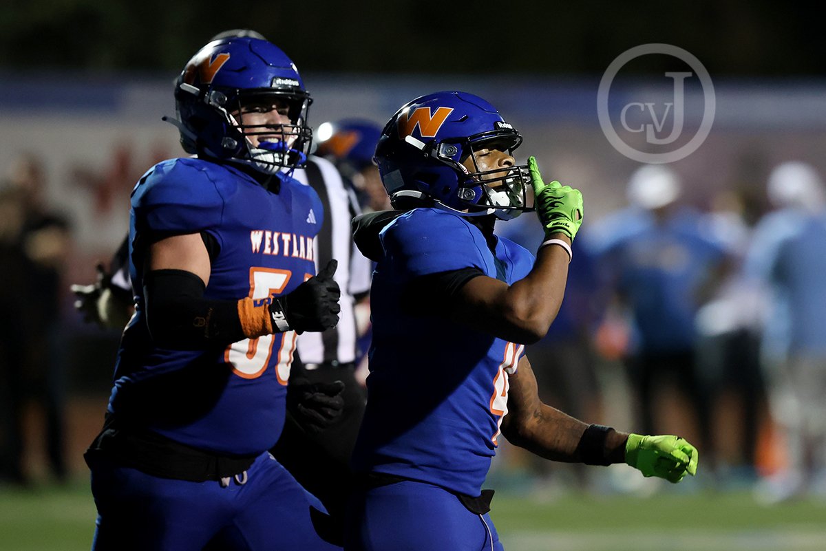 FOOTBALL: Agoura @ Westlake FOOTBALL: Agoura @ Westlake