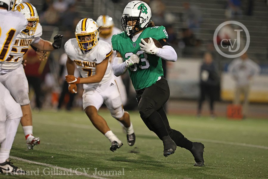 FOOTBALL: Simi Valley @ Thousand Oaks FOOTBALL: Simi Valley @ Thousand Oaks