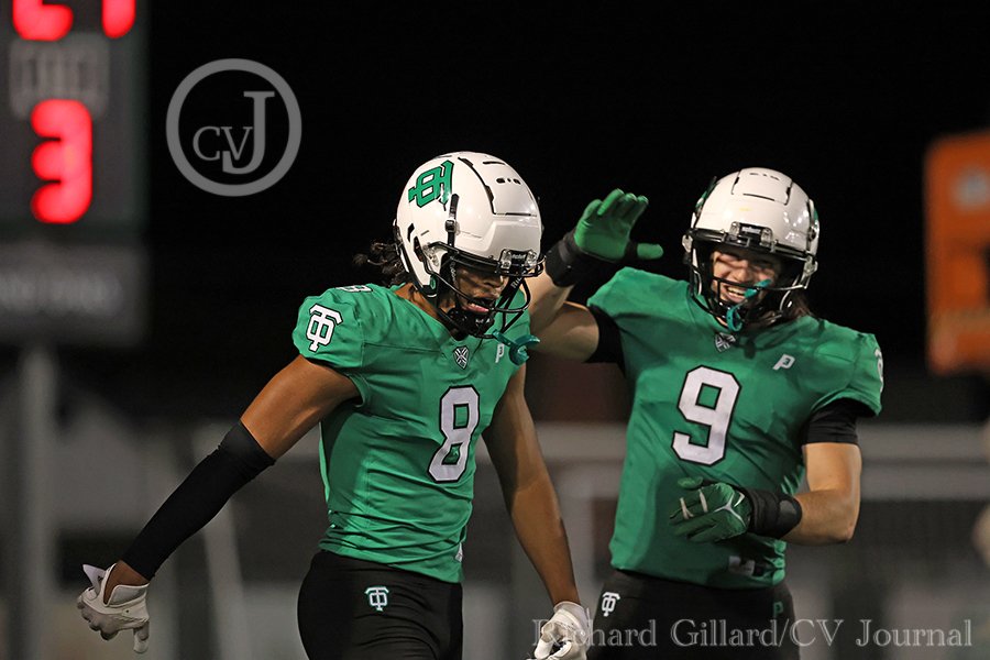 FOOTBALL: Simi Valley @ Thousand Oaks FOOTBALL: Simi Valley @ Thousand Oaks