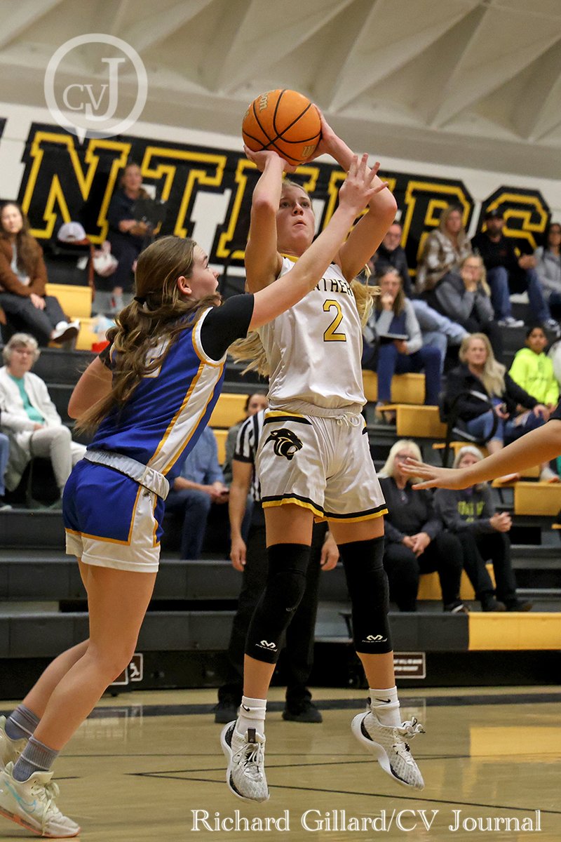 GIRLS' BASKETBALL: Agoura @ Newbury Park GIRLS' BASKETBALL: Agoura @ Newbury Park