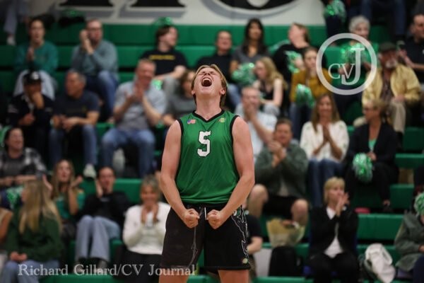 Boys’ Volleyball: Lancers Defeat Panthers in Three Sets